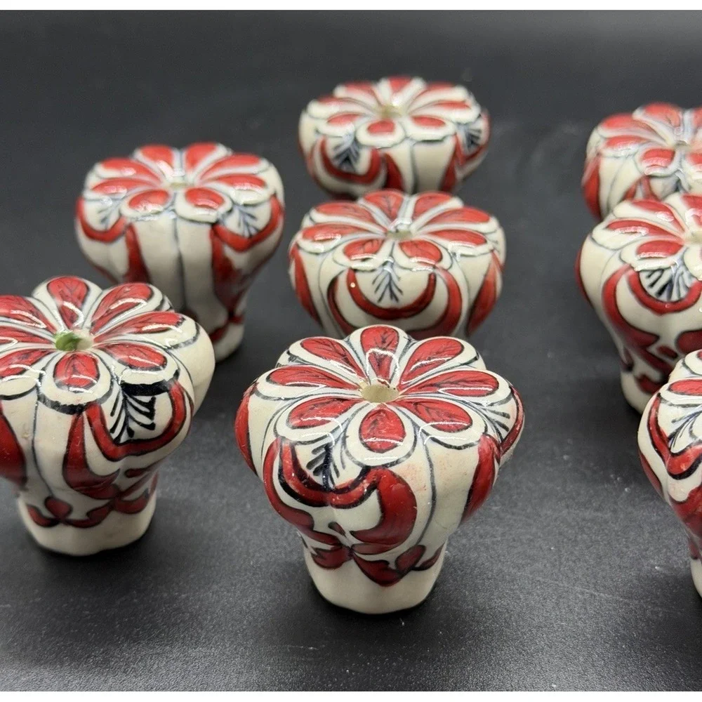 VTG Flower Shaped Ceramic Hand Painted Floral Drawer Knobs  With Bolts  Set Of 8